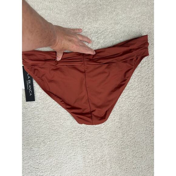 La Blanca tankini. NWT. Top size 10 bottom size 14. - Picture 10 of 11